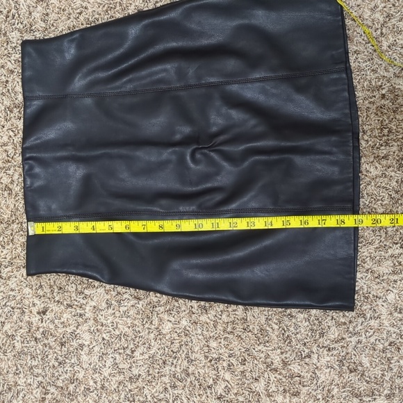 BB Dakota Girl Crush black faux vegan leather high waisted above the knee skirt - Picture 5 of 11